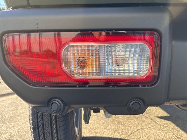 ジムニー ＸＣ　後期モデル　届出済未使用車　４ＡＴ　４ＷＤ　スズキセーフティサポート　ＬＥＤヘッドライト　クルーズコントロール　デュアルセンサーブレーキサポートＩＩ　ＬＥＤルームランプ　シートヒーター（36枚目）