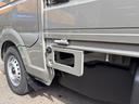 ＫＣ　届出済未使用車　４ＷＤ　５ＭＴ　アイドリングストップ　オートライト　クリアナンスソナー　エアコン　パワステ　ＡＭ／ＦＭラジオ（32枚目）