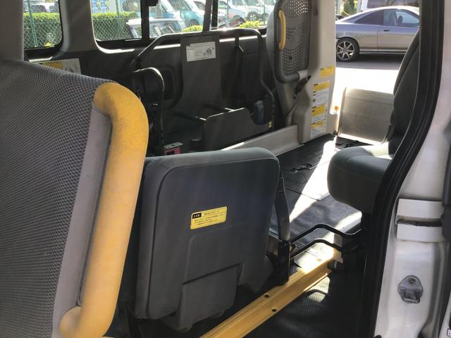 ハイエースバン ウェルキャブBタイプロング10名(21枚目)