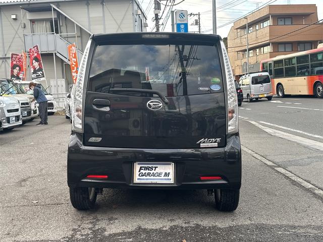 ムーヴ カスタム　ＲＳ　☆インタークーラーターボ・プッシュスタート・スマートキー・純正ナビ＆ＴＶ・１５インチＡＷ・ＬＥＤライト・フォグランプ・ウインカーミラー・ＭＯＭＯステアリング・（3枚目）