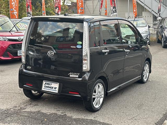 ムーヴ カスタム　ＲＳ　☆インタークーラーターボ・プッシュスタート・スマートキー・純正ナビ＆ＴＶ・１５インチＡＷ・ＬＥＤライト・フォグランプ・ウインカーミラー・ＭＯＭＯステアリング・（8枚目）