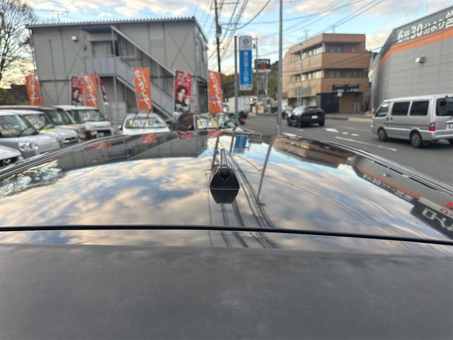 ムーヴ カスタム　ＲＳ　☆インタークーラーターボ・プッシュスタート・スマートキー・純正ナビ＆ＴＶ・１５インチＡＷ・ＬＥＤライト・フォグランプ・ウインカーミラー・ＭＯＭＯステアリング・（29枚目）