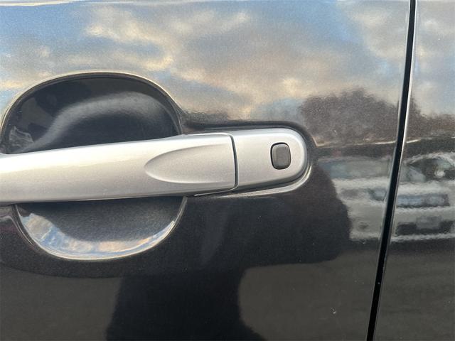 ムーヴ カスタム　ＲＳ　☆インタークーラーターボ・プッシュスタート・スマートキー・純正ナビ＆ＴＶ・１５インチＡＷ・ＬＥＤライト・フォグランプ・ウインカーミラー・ＭＯＭＯステアリング・（48枚目）