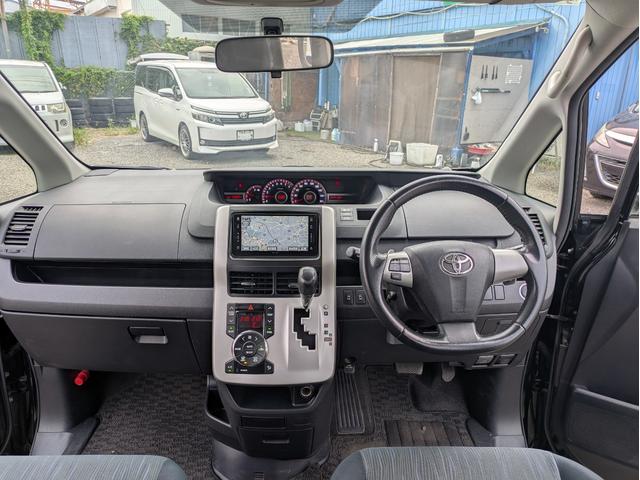 ヴォクシー ZS 煌 1年保証/両側電動スライドドア/HDD/Bカメラ/フリップダウンモニター/ETC/Bluetooth(3枚目)