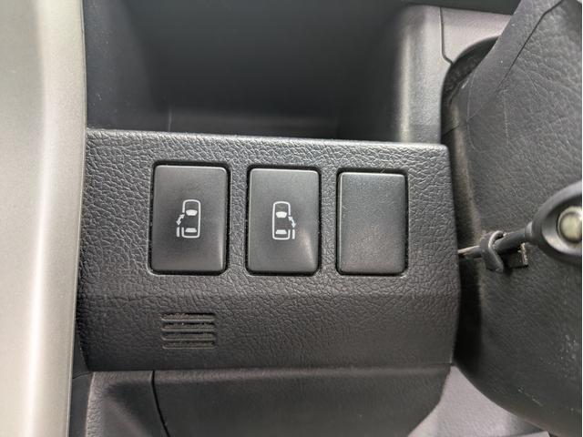 ヴォクシー ZS 煌 1年保証/両側電動スライドドア/HDD/Bカメラ/フリップダウンモニター/ETC/Bluetooth(15枚目)