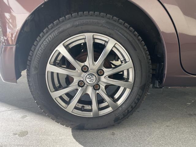 ���̂��т̓K���o�[����X�̎ԗ������������L��������܂��B�������̃t���b�V���݌Ɏԗ��̒�����A�V�������Ԃ̂��N���}�I�т����y���݉������I