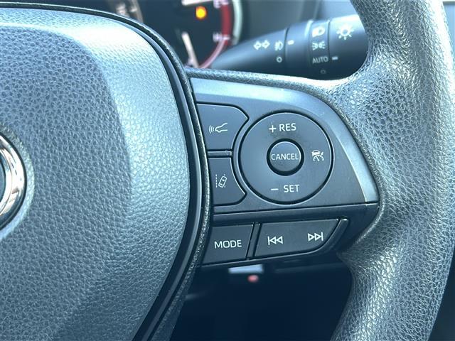 ＲＡＶ４ アドベンチャー　純正ナビ　フルセグ　バックカメラ　クルコン　ＥＴＣ　電動リアゲート　ルーフレール　純正アルミ　ＬＥＤヘッドライト　オートライト　オートエアコン　スマートキー　プッシュエンジン　４ＷＤ（5枚目）