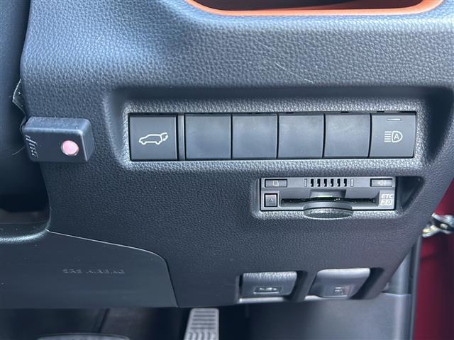 ＲＡＶ４ アドベンチャー　純正ナビ　フルセグ　バックカメラ　クルコン　ＥＴＣ　電動リアゲート　ルーフレール　純正アルミ　ＬＥＤヘッドライト　オートライト　オートエアコン　スマートキー　プッシュエンジン　４ＷＤ（10枚目）