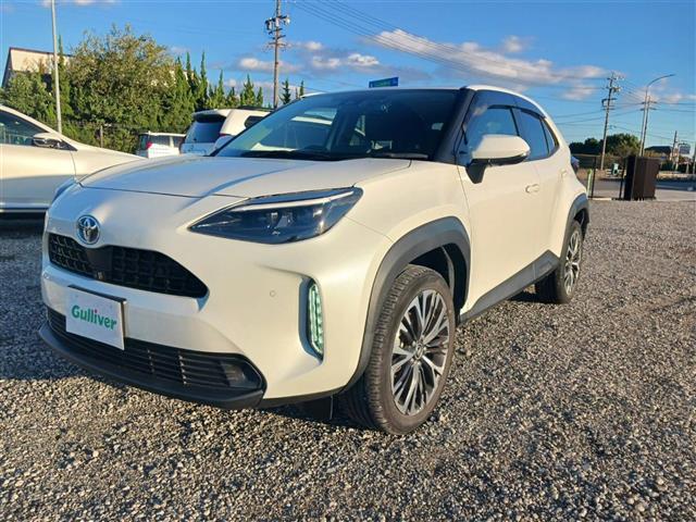 ヤリスクロス ハイブリッドZ 禁煙車 全方位モニタ ドラレコ レーダークルコン 衝突被害軽減 車線逸脱防止支援 停車中後突対応 フルLEDオートライト 純正8型ナビ ビルトインETC 半革シート 運転席Pシート 前席シートヒーター(32枚目)