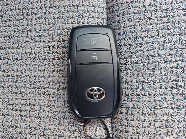 ヤリスクロス ハイブリッドZ 禁煙車 全方位モニタ ドラレコ レーダークルコン 衝突被害軽減 車線逸脱防止支援 停車中後突対応 フルLEDオートライト 純正8型ナビ ビルトインETC 半革シート 運転席Pシート 前席シートヒーター(39枚目)