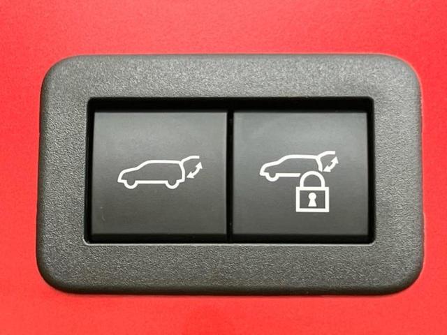 プリウス Z ガラスルーフ/保証書/ディスプレイオーディオ+ナビ/デジタルインナーミラー/トヨタセーフティセンス/シートヒーター 前席/全方位モニター/車線逸脱防止支援システム/シート 合皮 衝突被害軽減システム(25枚目)