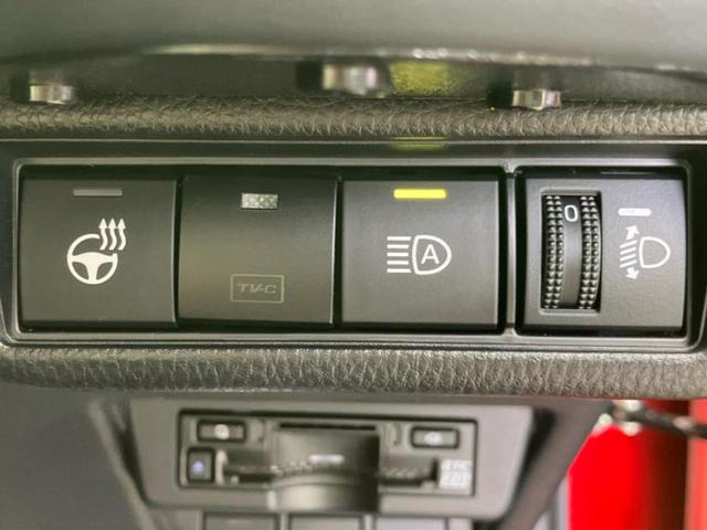 プリウス Z ガラスルーフ/保証書/ディスプレイオーディオ+ナビ/デジタルインナーミラー/トヨタセーフティセンス/シートヒーター 前席/全方位モニター/車線逸脱防止支援システム/シート 合皮 衝突被害軽減システム(28枚目)