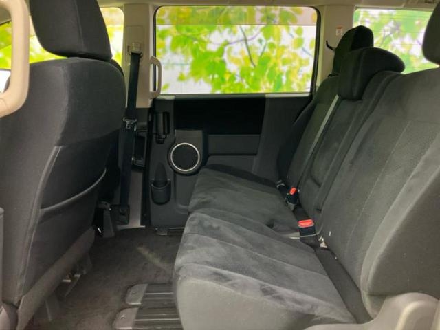 デリカＤ：５ ４ＷＤ　Ｄパワーパッケージ　社外　８インチ　ＳＤナビ／フリップダウンモニター　社外　１０．２インチ／両側電動スライドドア／シートヒーター／ヘッドランプ　ＨＩＤ／ＥＴＣ／ＥＢＤ付ＡＢＳ／横滑り防止装置／フルセグＴＶ　後席モニター（8枚目）