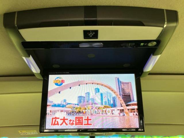 デリカＤ：５ ４ＷＤ　Ｄパワーパッケージ　社外　８インチ　ＳＤナビ／フリップダウンモニター　社外　１０．２インチ／両側電動スライドドア／シートヒーター／ヘッドランプ　ＨＩＤ／ＥＴＣ／ＥＢＤ付ＡＢＳ／横滑り防止装置／フルセグＴＶ　後席モニター（12枚目）
