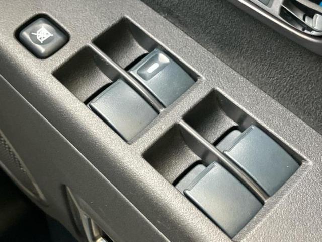 デリカＤ：５ ４ＷＤ　Ｄパワーパッケージ　社外　８インチ　ＳＤナビ／フリップダウンモニター　社外　１０．２インチ／両側電動スライドドア／シートヒーター／ヘッドランプ　ＨＩＤ／ＥＴＣ／ＥＢＤ付ＡＢＳ／横滑り防止装置／フルセグＴＶ　後席モニター（32枚目）