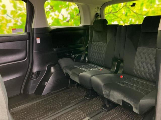 アルファードハイブリッド 4WDハイブリッドS 新品タイヤ/保証書/ディスプレイオーディオ+ナビ9インチ/フリップダウンモニター 純正 12.1インチ/衝突安全装置/両側電動スライドドア/車線逸脱防止支援システム 衝突被害軽減システム バックカメラ(19枚目)