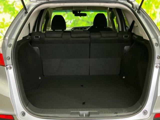 シャトル G・ホンダセンシング 純正 SDナビ/パーキングアシスト バックガイド/ヘッドランプ HID/USBジャック/Bluetooth接続/ETC/EBD付ABS/横滑り防止装置/アイドリングストップ バックカメラ ワンオーナー(8枚目)