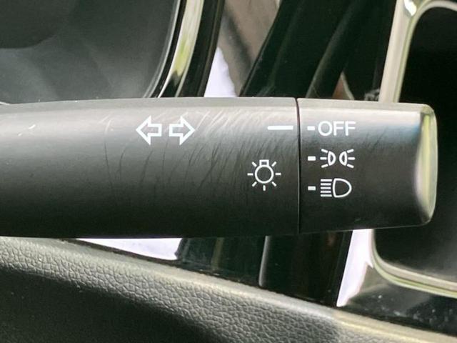 シャトル G・ホンダセンシング 純正 SDナビ/パーキングアシスト バックガイド/ヘッドランプ HID/USBジャック/Bluetooth接続/ETC/EBD付ABS/横滑り防止装置/アイドリングストップ バックカメラ ワンオーナー(15枚目)