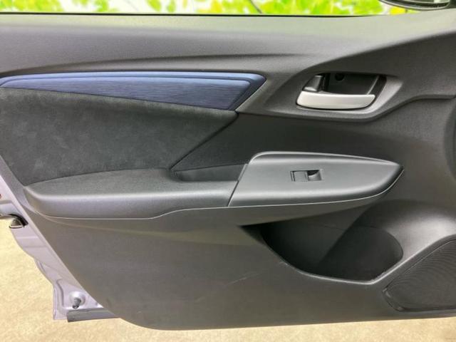 シャトル G・ホンダセンシング 純正 SDナビ/パーキングアシスト バックガイド/ヘッドランプ HID/USBジャック/Bluetooth接続/ETC/EBD付ABS/横滑り防止装置/アイドリングストップ バックカメラ ワンオーナー(20枚目)