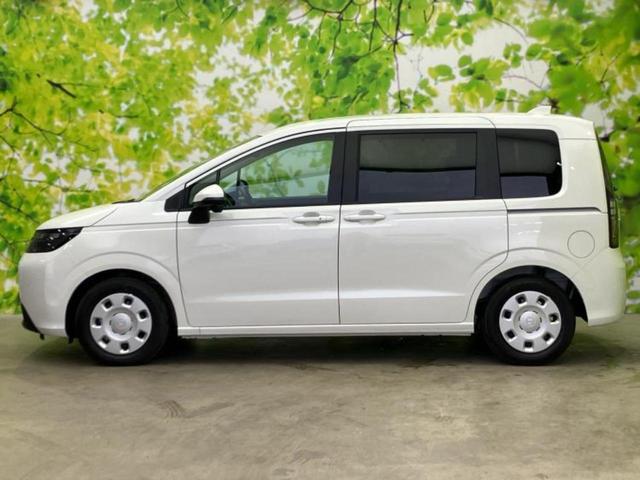 フリード eHEVエアー 保証書/純正 8インチ ナビ/ホンダセンシング/両側電動スライドドア/車線逸脱防止支援システム/パーキングアシスト バックガイド/登録済未使用車/ヘッドランプ LED/USBジャック バックカメラ(2枚目)