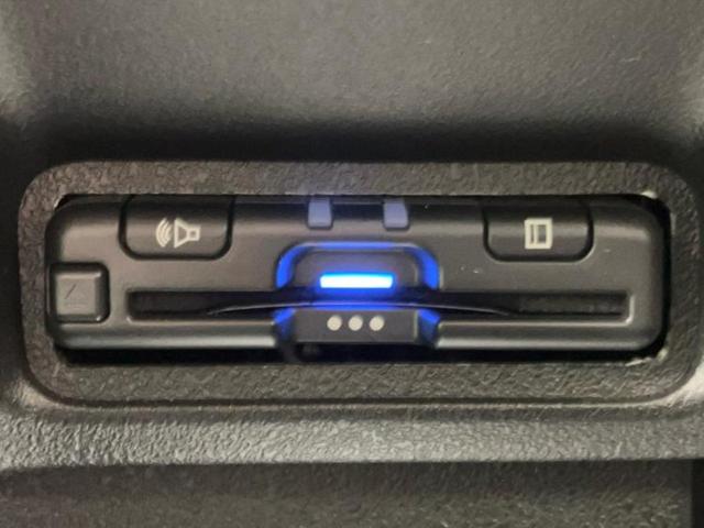 N-BOXカスタム ヒョウジュン 新品タイヤ/純正 8インチ ナビ/ホンダセンシング/両側電動スライドドア/シートヒーター 前席/車線逸脱防止支援システム/ドライブレコーダー 純正/ヘッドランプ LED/USBジャック バックカメラ(18枚目)