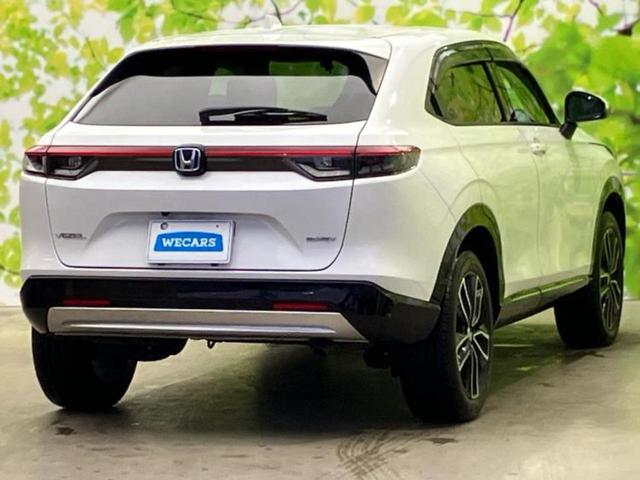 ヴェゼル ｅＨＥＶ　Ｚ　保証書／純正　９インチ　ＳＤナビ／衝突安全装置／シートヒーター／車線逸脱防止支援システム／シート　ハーフレザー／電動バックドア／ヘッドランプ　ＬＥＤ／ＵＳＢジャック／Ｂｌｕｅｔｏｏｔｈ接続／ＥＴＣ（3枚目）