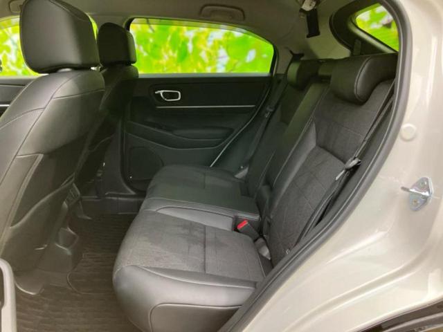 ヴェゼル ｅＨＥＶ　Ｚ　保証書／純正　９インチ　ＳＤナビ／衝突安全装置／シートヒーター／車線逸脱防止支援システム／シート　ハーフレザー／電動バックドア／ヘッドランプ　ＬＥＤ／ＵＳＢジャック／Ｂｌｕｅｔｏｏｔｈ接続／ＥＴＣ（7枚目）