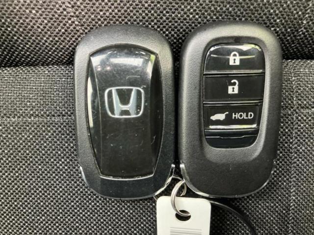 ヴェゼル ｅＨＥＶ　Ｚ　保証書／純正　９インチ　ＳＤナビ／衝突安全装置／シートヒーター／車線逸脱防止支援システム／シート　ハーフレザー／電動バックドア／ヘッドランプ　ＬＥＤ／ＵＳＢジャック／Ｂｌｕｅｔｏｏｔｈ接続／ＥＴＣ（53枚目）