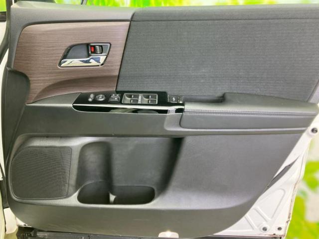 オデッセイハイブリッド eHEVアブソルート・EX 保証書/純正 10インチ SDナビ/衝突安全装置/両側電動スライドドア/シートヒーター/車線逸脱防止支援システム/シート ハーフレザー/電動バックドア/ドライブレコーダー 前後 衝突被害軽減システム(23枚目)