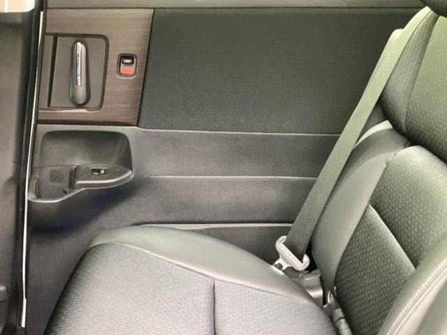 オデッセイハイブリッド eHEVアブソルート・EX 保証書/純正 10インチ SDナビ/衝突安全装置/両側電動スライドドア/シートヒーター/車線逸脱防止支援システム/シート ハーフレザー/電動バックドア/ドライブレコーダー 前後 衝突被害軽減システム(25枚目)