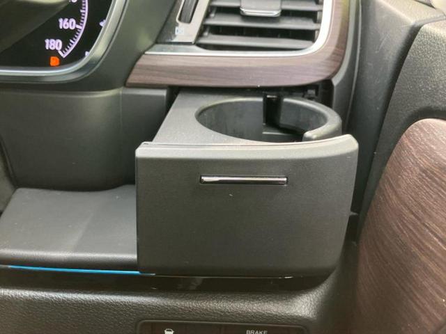 オデッセイハイブリッド eHEVアブソルート・EX 保証書/純正 10インチ SDナビ/衝突安全装置/両側電動スライドドア/シートヒーター/車線逸脱防止支援システム/シート ハーフレザー/電動バックドア/ドライブレコーダー 前後 衝突被害軽減システム(43枚目)