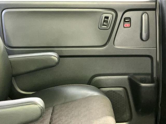 フリード クロスターホンダセンシング 新品タイヤ/保証書/ディスプレイオーディオ/衝突安全装置/両側電動スライドドア/車線逸脱防止支援システム/ヘッドランプ LED/ETC/EBD付ABS/横滑り防止装置/アイドリングストップ 記録簿(24枚目)