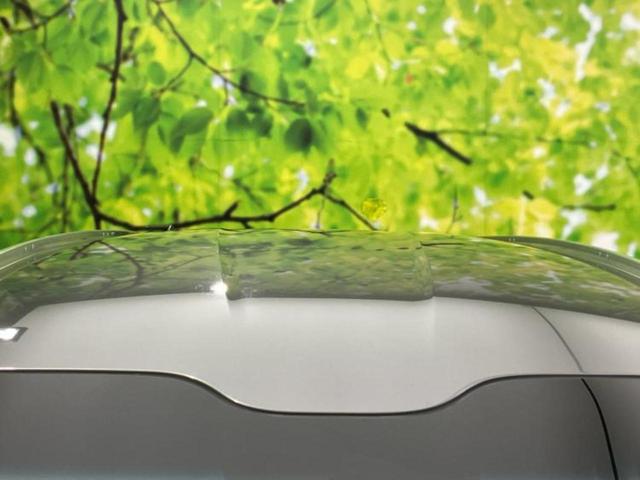 フリード クロスターホンダセンシング 新品タイヤ/保証書/ディスプレイオーディオ/衝突安全装置/両側電動スライドドア/車線逸脱防止支援システム/ヘッドランプ LED/ETC/EBD付ABS/横滑り防止装置/アイドリングストップ 記録簿(50枚目)