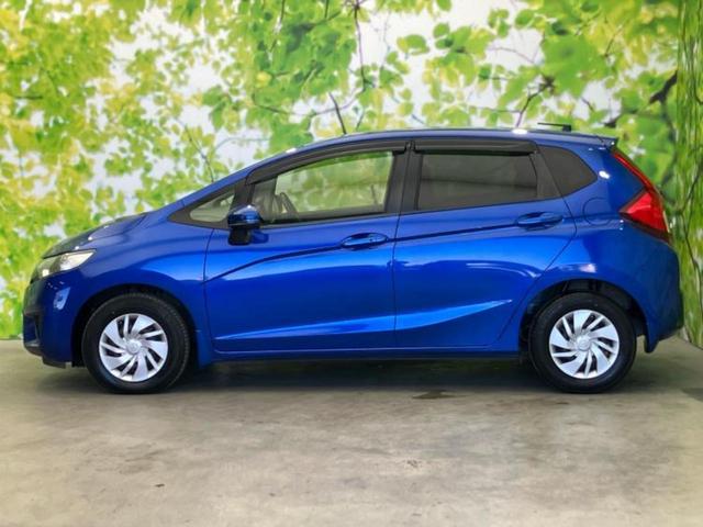 フィット 13G・Fパッケージ 保証書/純正 SDナビ/ドライブレコーダー 前後/ETC/EBD付ABS/横滑り防止装置/アイドリングストップ/バックモニター/フルセグTV/DVD/エアバッグ 運転席/エアバッグ 助手席 DVD再生(2枚目)