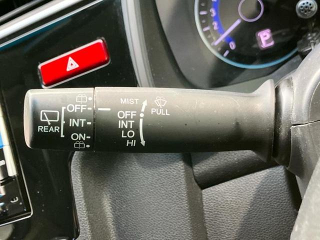 フィット 13G・Fパッケージ 保証書/純正 SDナビ/ドライブレコーダー 前後/ETC/EBD付ABS/横滑り防止装置/アイドリングストップ/バックモニター/フルセグTV/DVD/エアバッグ 運転席/エアバッグ 助手席 DVD再生(17枚目)