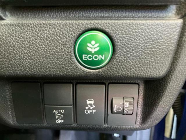 フィット 13G・Fパッケージ 保証書/純正 SDナビ/ドライブレコーダー 前後/ETC/EBD付ABS/横滑り防止装置/アイドリングストップ/バックモニター/フルセグTV/DVD/エアバッグ 運転席/エアバッグ 助手席 DVD再生(28枚目)