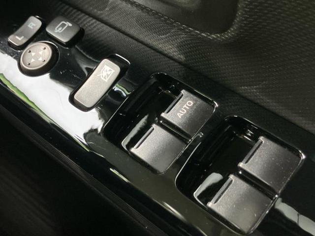 スペーシアカスタム ハイブリッドXSターボ 新品タイヤ/保証書/純正 9インチ SDナビ/衝突安全装置/両側電動スライドドア/シートヒーター/全方位モニター用カメラ/車線逸脱防止支援システム/シート ハーフレザー/ヘッドランプ LED ETC(30枚目)