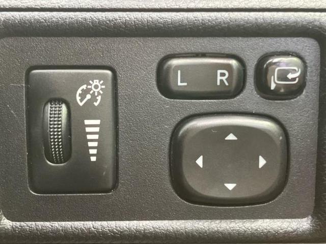 CT CT200hバージョンC 新品タイヤ/保証書/純正 HDDナビ/シートヒーター/ドライブレコーダー 純正/ヘッドランプ LED/Bluetooth接続/ETC/EBD付ABS/横滑り防止装置/アイドリングストップ バックカメラ(28枚目)