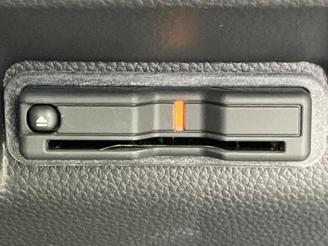 ステップワゴン スパーダ 保証書/純正 11インチ SDナビ/衝突安全装置/両側電動スライドドア/シートヒーター 運転席/車線逸脱防止支援システム/シート ハーフレザー/パーキングアシスト バックガイド 衝突被害軽減システム(29枚目)