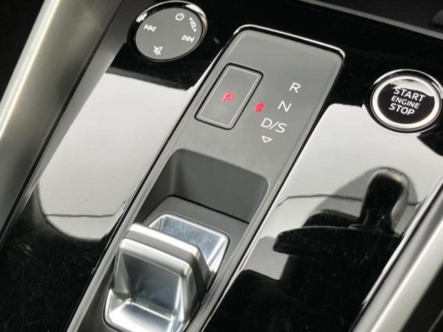 Ａ３ ３０ＴＦＳＩアドバンスド　新品タイヤ／保証書／純正　ＳＤナビ／衝突安全装置／ヘッドランプ　ＬＥＤ／ＥＢＤ付ＡＢＳ／横滑り防止装置／アイドリングストップ／フルセグＴＶ／エアバッグ　運転席／エアバッグ　助手席　衝突被害軽減システム（18枚目）