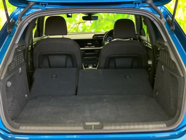 Ａ３ ３０ＴＦＳＩアドバンスド　新品タイヤ／保証書／純正　ＳＤナビ／衝突安全装置／ヘッドランプ　ＬＥＤ／ＥＢＤ付ＡＢＳ／横滑り防止装置／アイドリングストップ／フルセグＴＶ／エアバッグ　運転席／エアバッグ　助手席　衝突被害軽減システム（19枚目）