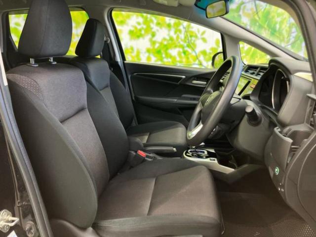 フィットハイブリッド ハイブリッド・Fパッケージ 社外 SDナビ/Bluetooth接続/ETC/EBD付ABS/横滑り防止装置/アイドリングストップ/フルセグTV/DVD/エアバッグ 運転席/エアバッグ 助手席/アルミホイール 社外 15インチ(4枚目)