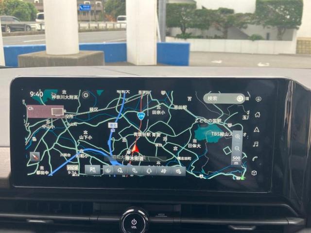 セレナ ｅパワーハイウェイスターＶ　新品タイヤ／保証書／ディスプレイオーディオ＋ナビ／フリップダウンモニター／インテリジェントルームミラー／衝突安全装置／両側電動スライドドア／アラウンドビューモニター／車線逸脱防止支援システム　ドラレコ（11枚目）