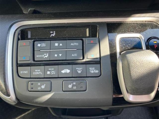 ステップワゴンスパーダ eHEVスパーダG・EXホンダセンシング 新品タイヤ/保証書/純正 9インチ SDナビ/フリップダウンモニター/衝突安全装置/両側電動スライドドア/シートヒーター/車線逸脱防止支援システム/シート ハーフレザー/ドライブレコーダー 社外(16枚目)