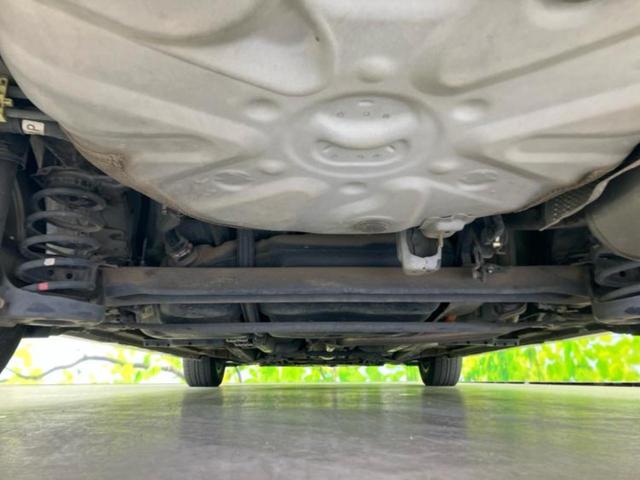 プリウス S 新品タイヤ/保証書/社外 SDナビ/ヘッドランプ HID/ETC/EBD付ABS/横滑り防止装置/アイドリングストップ/バックモニター/フルセグTV/エアバッグ 運転席/エアバッグ 助手席(44枚目)