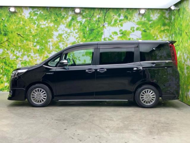 エスクァイア ハイブリッドGiブラックテーラード 純正エアロ/保証書/社外 8インチ SDナビ/フリップダウンモニター 社外 10.1インチ/トヨタセーフティセンス/両側電動スライドドア/シートヒーター 前席/車線逸脱防止支援システム フルエアロ(2枚目)