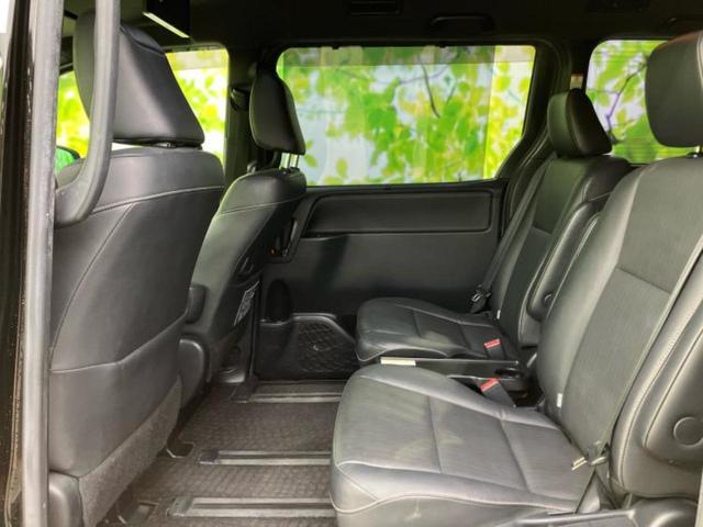 エスクァイア ハイブリッドGiブラックテーラード 純正エアロ/保証書/社外 8インチ SDナビ/フリップダウンモニター 社外 10.1インチ/トヨタセーフティセンス/両側電動スライドドア/シートヒーター 前席/車線逸脱防止支援システム フルエアロ(8枚目)