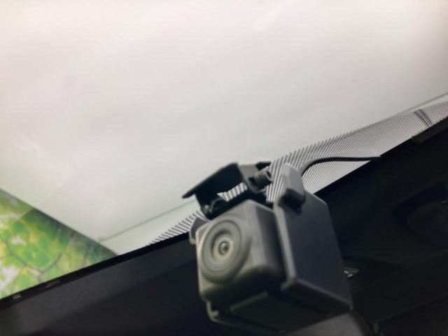 エスクァイア ハイブリッドGiブラックテーラード 純正エアロ/保証書/社外 8インチ SDナビ/フリップダウンモニター 社外 10.1インチ/トヨタセーフティセンス/両側電動スライドドア/シートヒーター 前席/車線逸脱防止支援システム フルエアロ(38枚目)