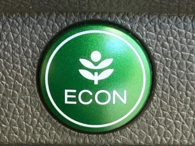 Ｎ－ＯＮＥ ４ＷＤスタンダード・Ｌホワイトクラッシースタイル　新品タイヤ／保証書／社外　ＳＤナビ／衝突安全装置／シートヒーター／ドライブレコーダー　社外／ヘッドランプ　ＨＩＤ／ＵＳＢジャック／Ｂｌｕｅｔｏｏｔｈ接続／ＥＴＣ／ＥＢＤ付ＡＢＳ／横滑り防止装置　４ＷＤ（28枚目）