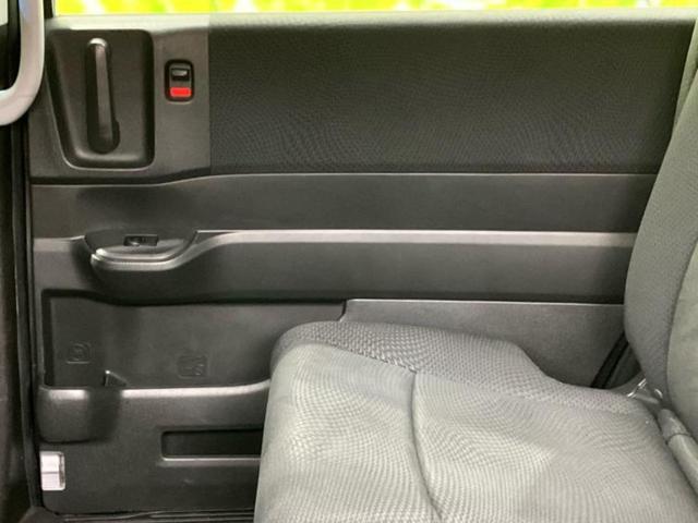 ステップワゴンスパーダ スパーダＺｉ　純正　ＨＤＤナビ／フリップダウンモニター／両側電動スライドドア／マルチビューカメラシステム／ヘッドランプ　ＨＩＤ／ＥＴＣ／ＥＢＤ付ＡＢＳ／横滑り防止装置／フロントモニター／サイドモニター　バックカメラ（25枚目）